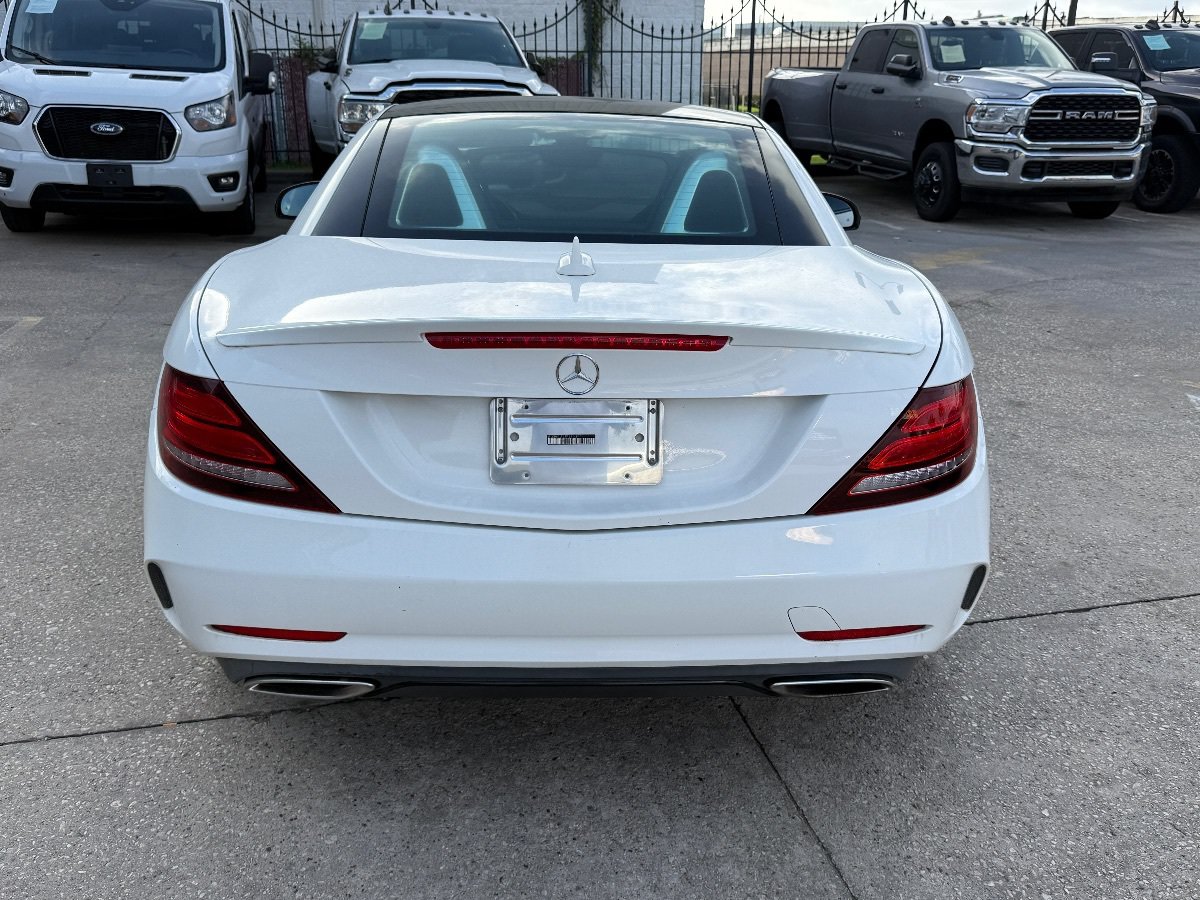 Used 2018 Mercedes-Benz SLC 300 w/ Premium 1 Package image 5