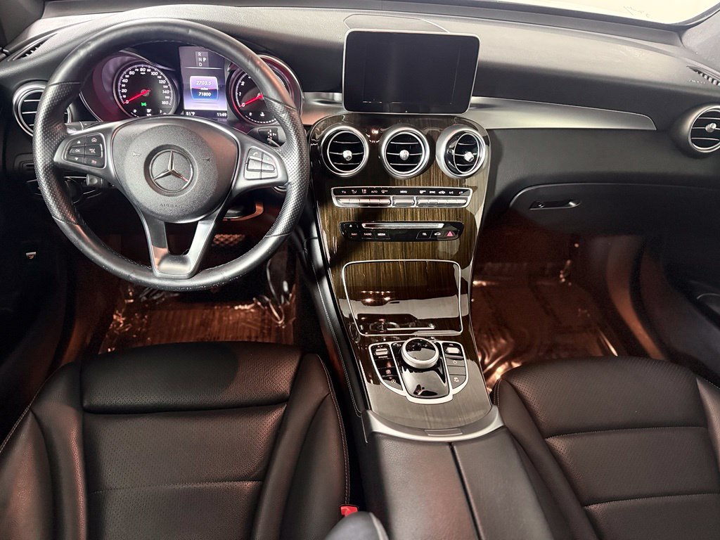 Used 2019 Mercedes-Benz GLC 300 4MATIC image 11