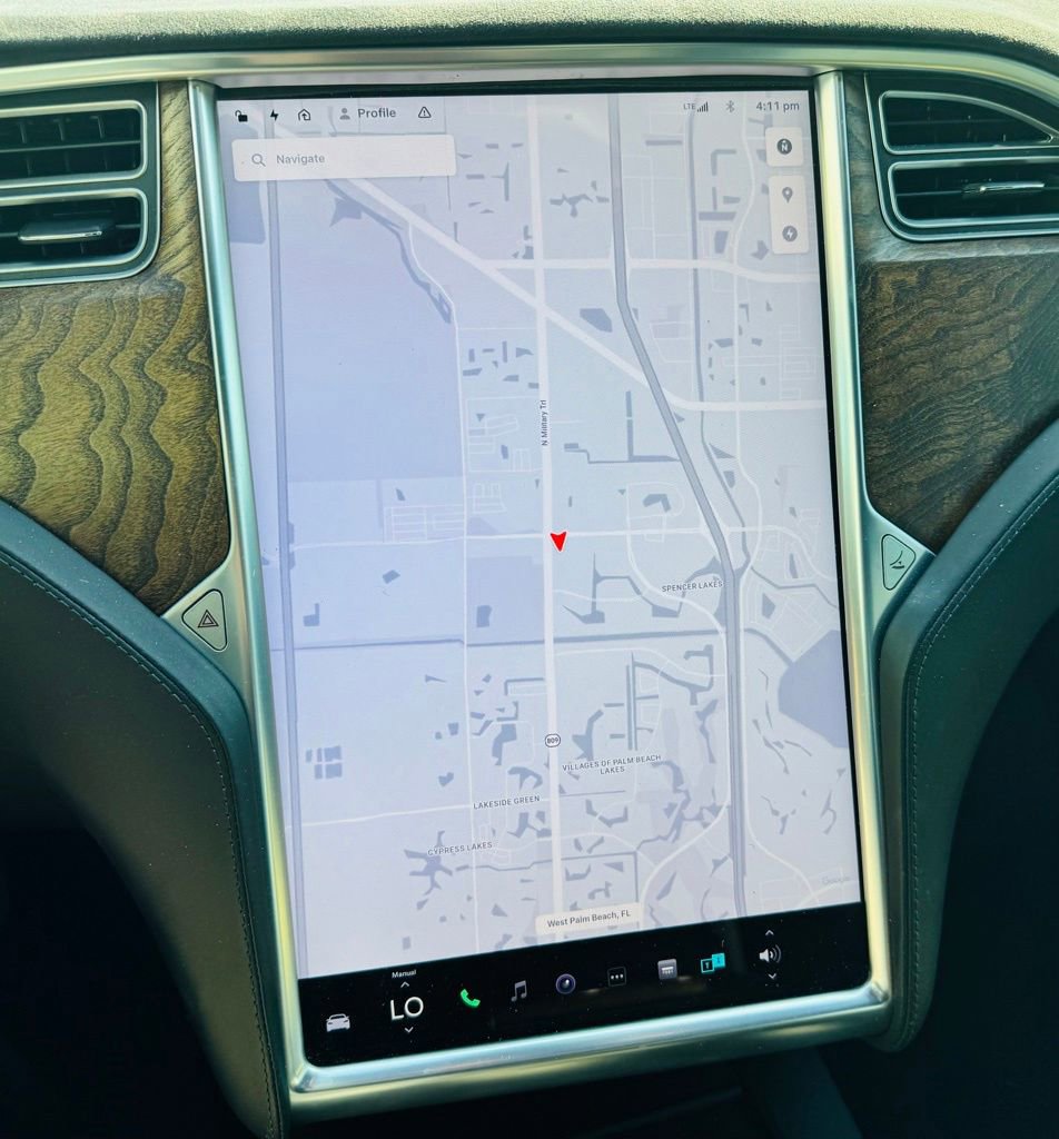 Used 2017 Tesla Model S 75 image 14