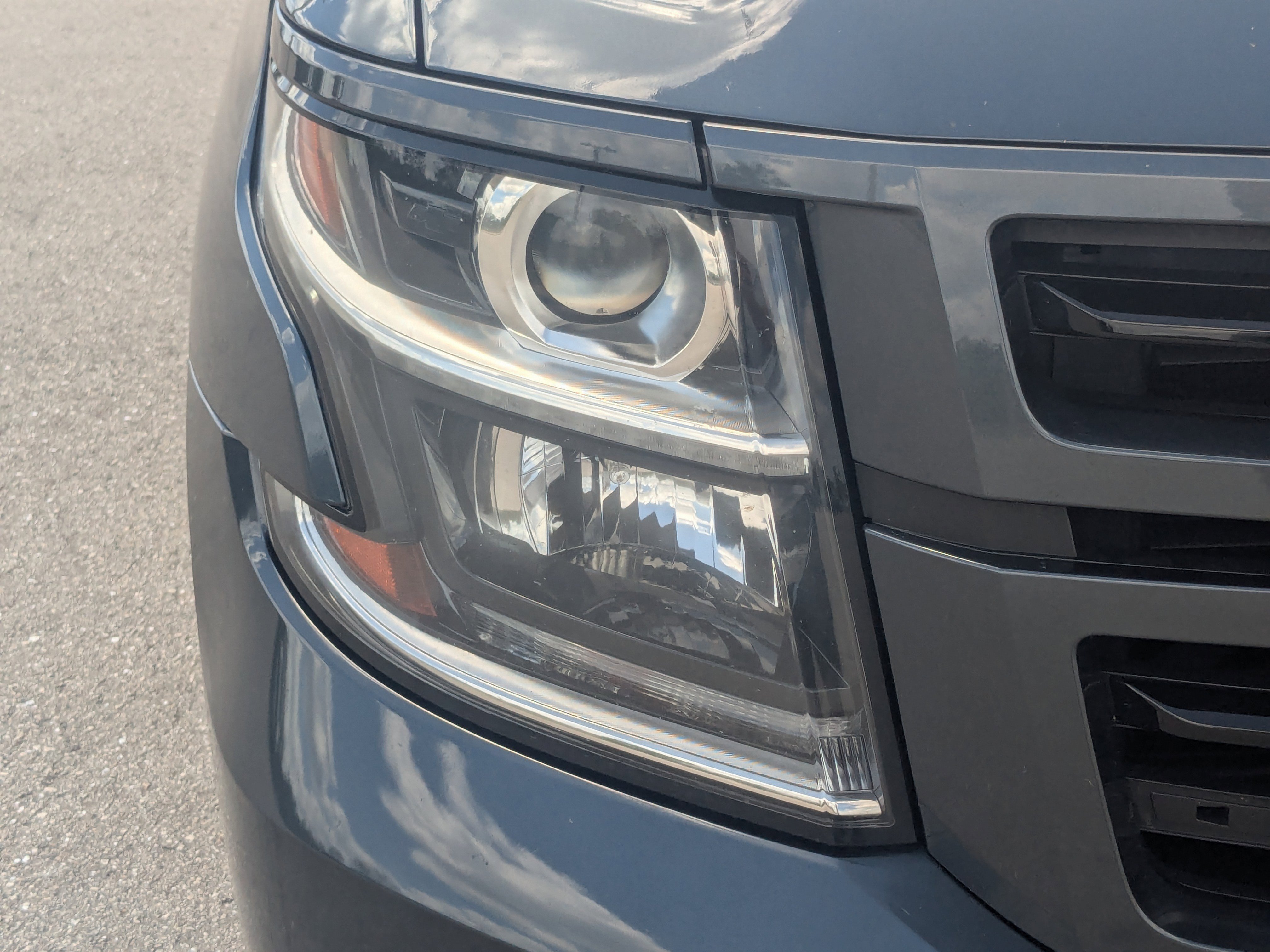 Used 2020 Chevrolet Suburban Premier image 10
