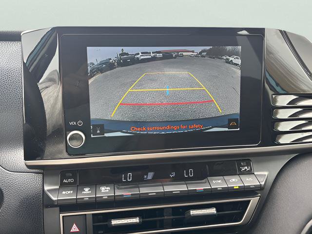 Used 2025 Toyota Camry LE w/ Convenience Package AWD/4WD image 26