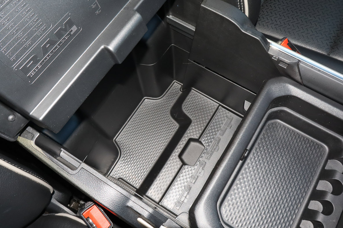 Used 2021 RAM 1500 Laramie image 32