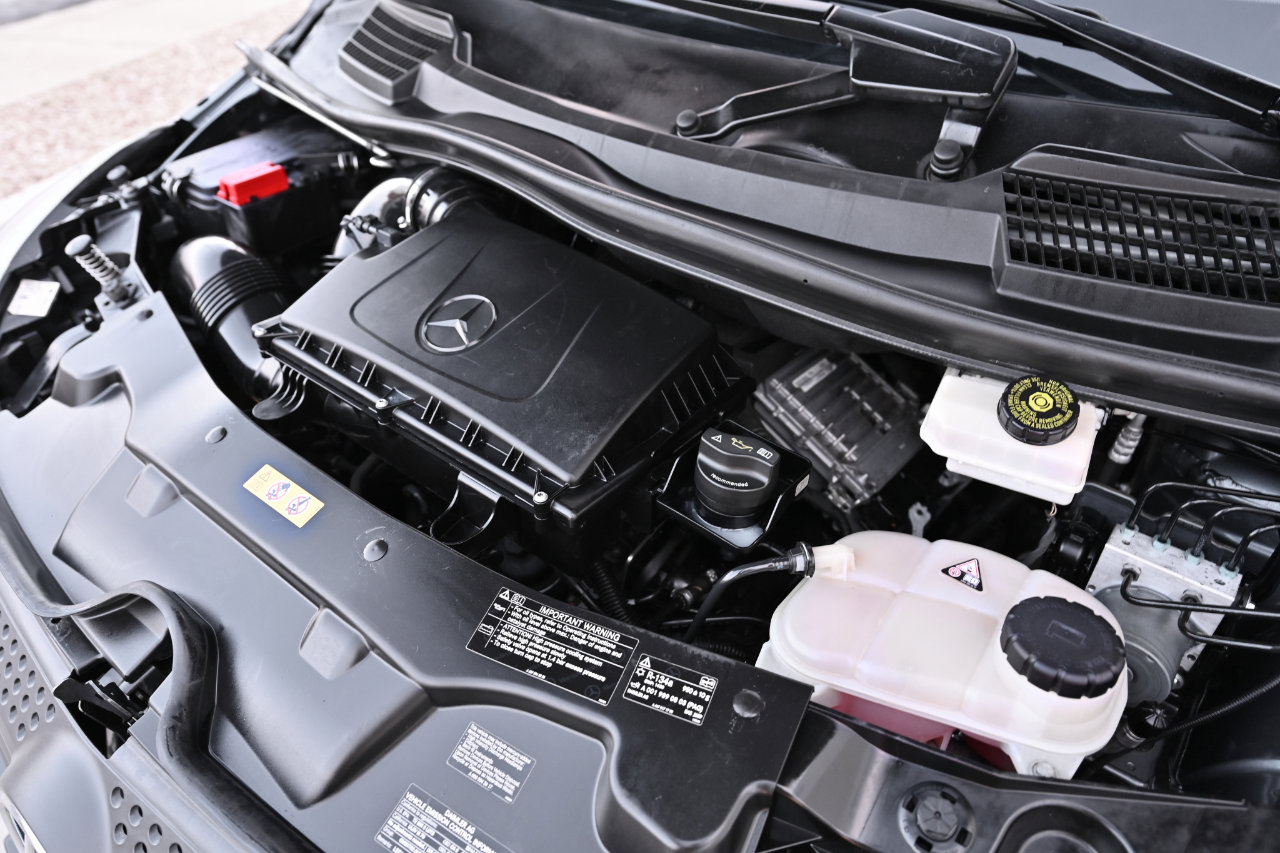 Used 2016 Mercedes-Benz Metris Passenger image 37