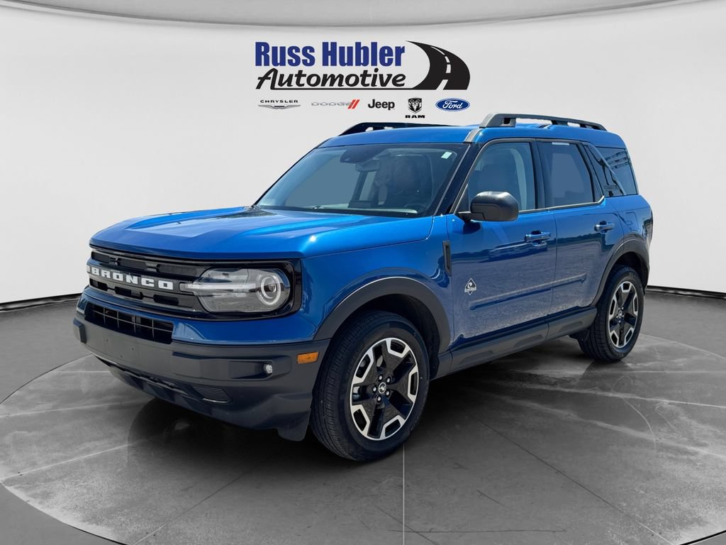 Used 2023 Ford Bronco Sport Outer Banks AWD/4WD image 1