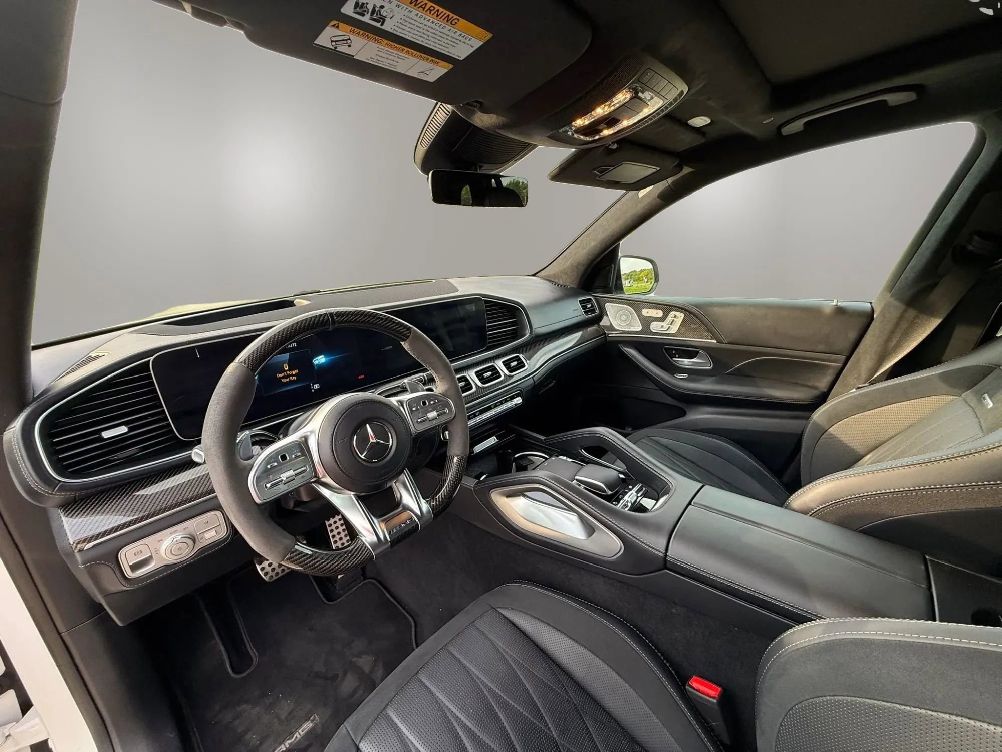 Used 2023 Mercedes-Benz GLS 63 AMG 4MATIC image 17