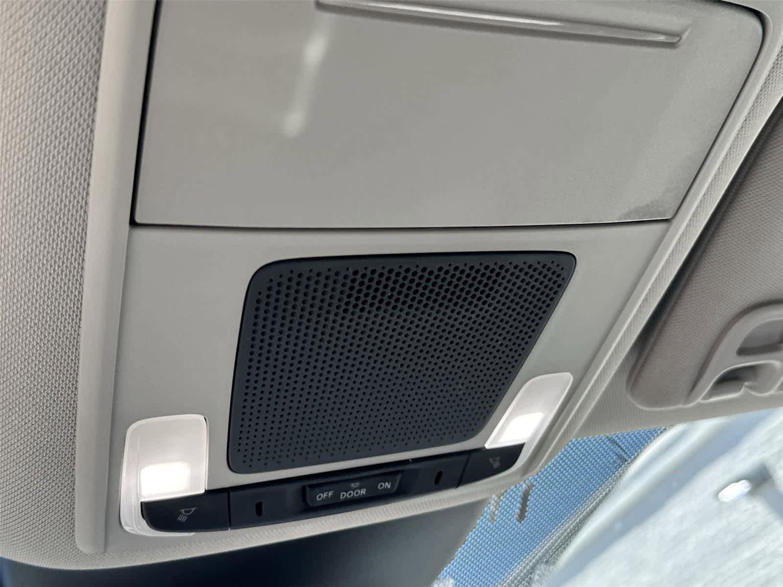 Used 2023 Honda Pilot LX image 29