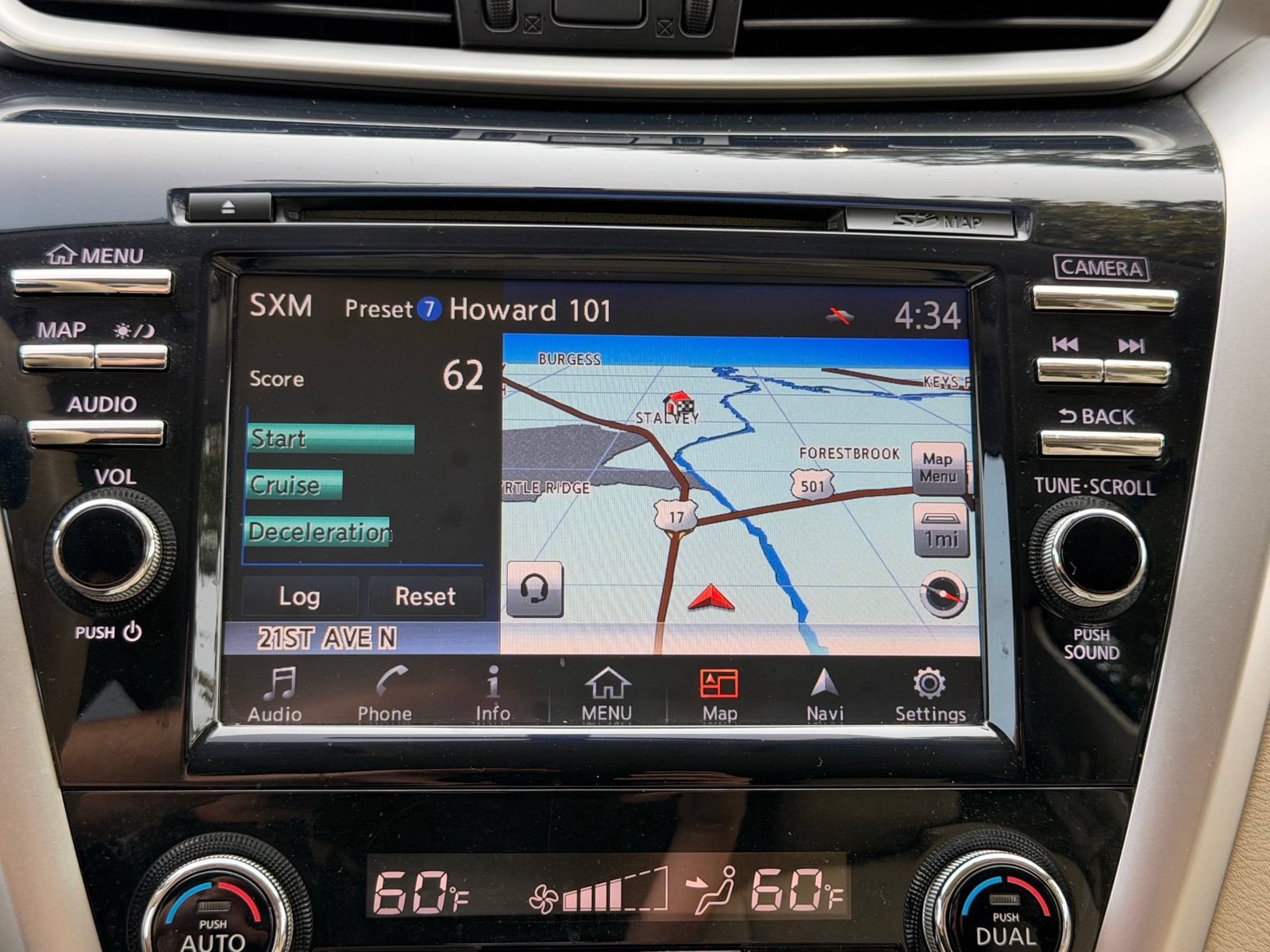 Used 2017 Nissan Murano Platinum w/ Platinum Technology Package FWD image 4