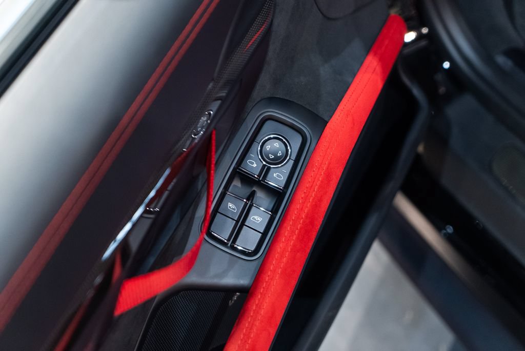 Used 2018 Porsche 911 GT2 RS RWD image 29