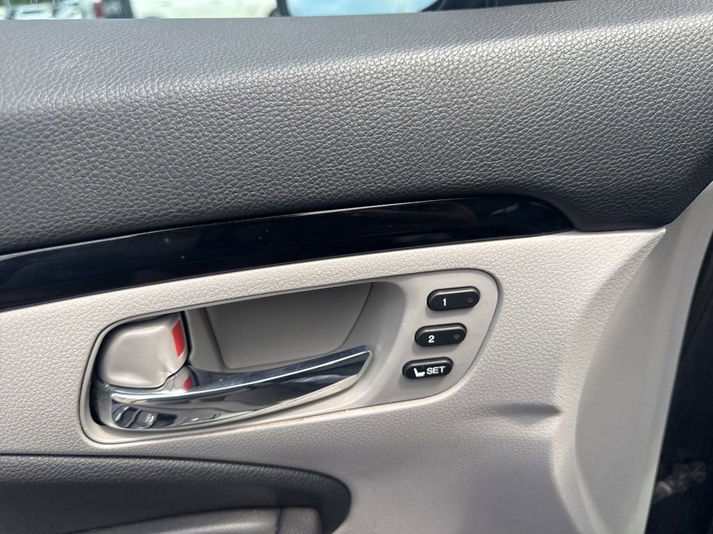 Used 2021 Honda Pilot Touring image 10