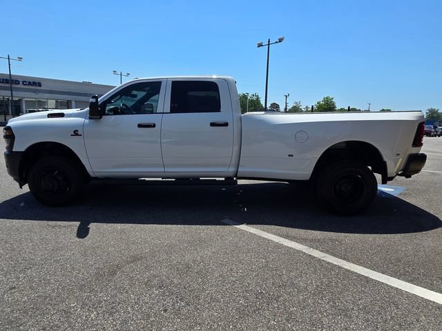 New 2026 RAM 3500 Tradesman AWD/4WD image 28