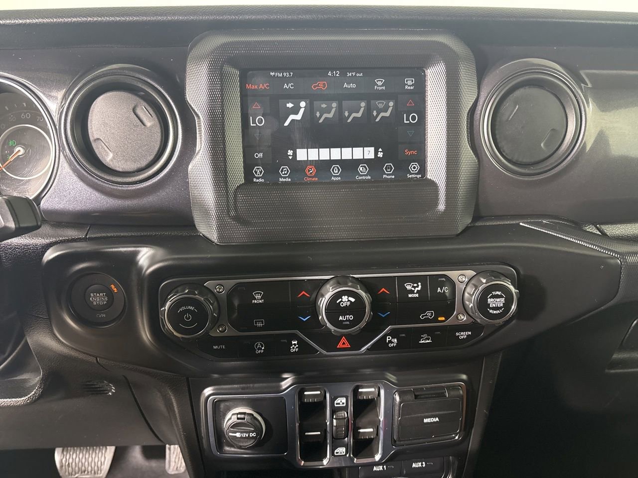 Used 2022 Jeep Wrangler Unlimited Sport image 15