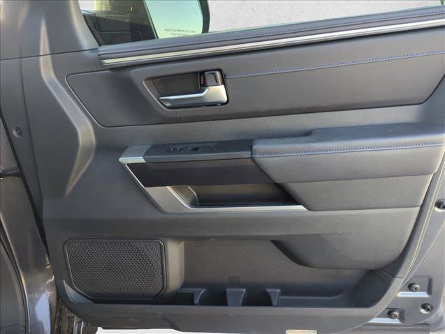 Used 2024 Toyota Sequoia Platinum AWD/4WD image 26