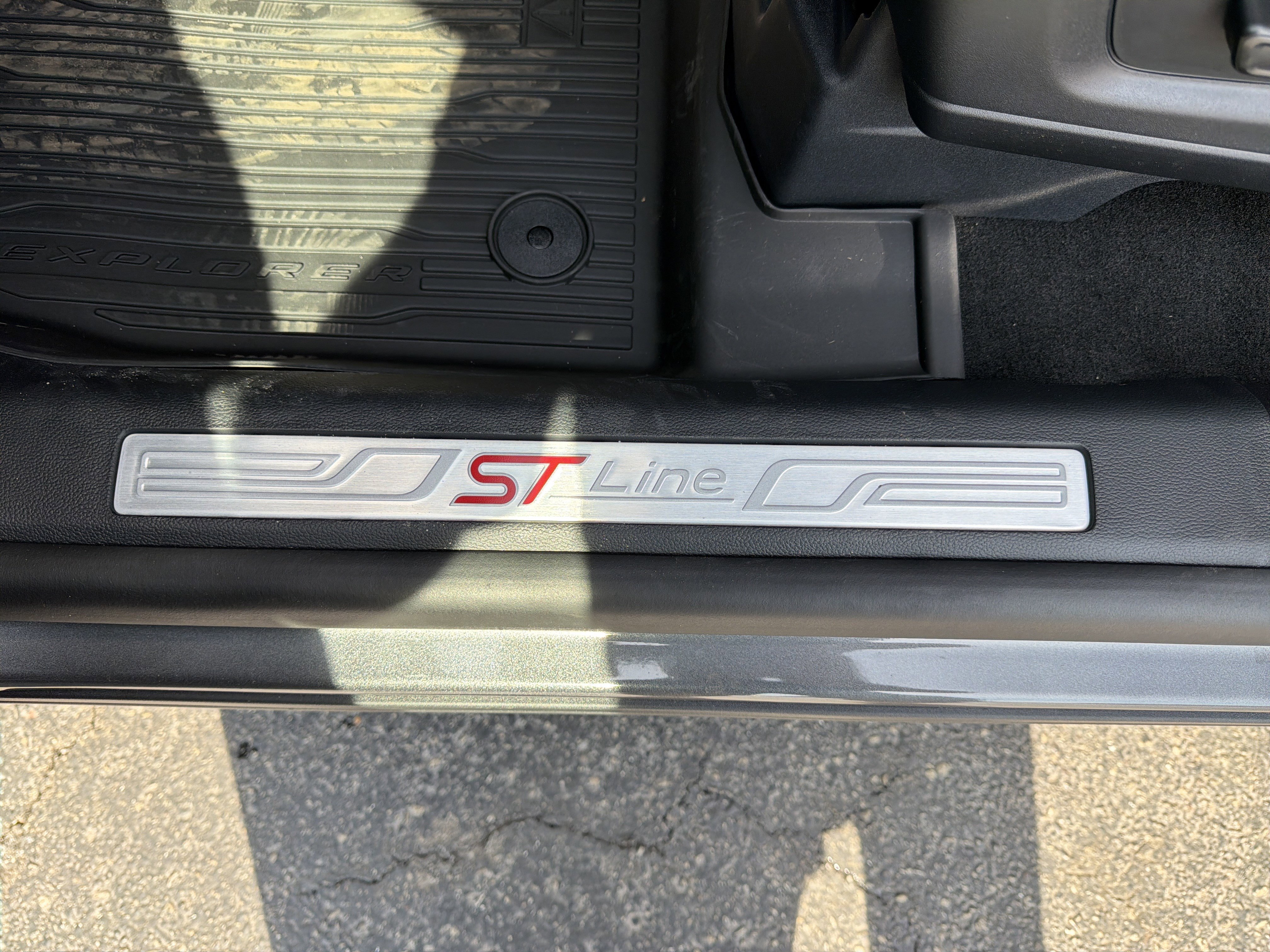 New 2026 Ford Explorer ST-Line image 13