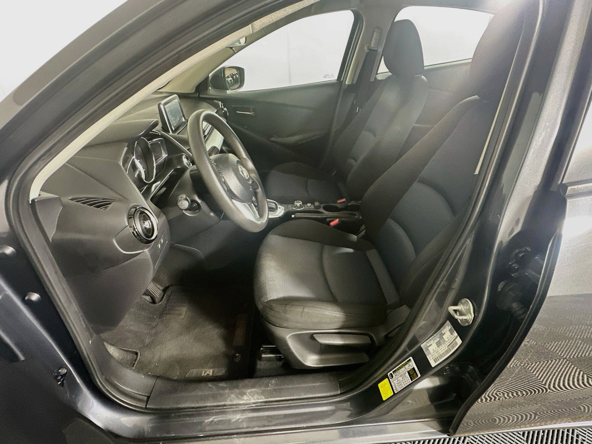 Used 2018 Toyota Yaris iA FWD image 13