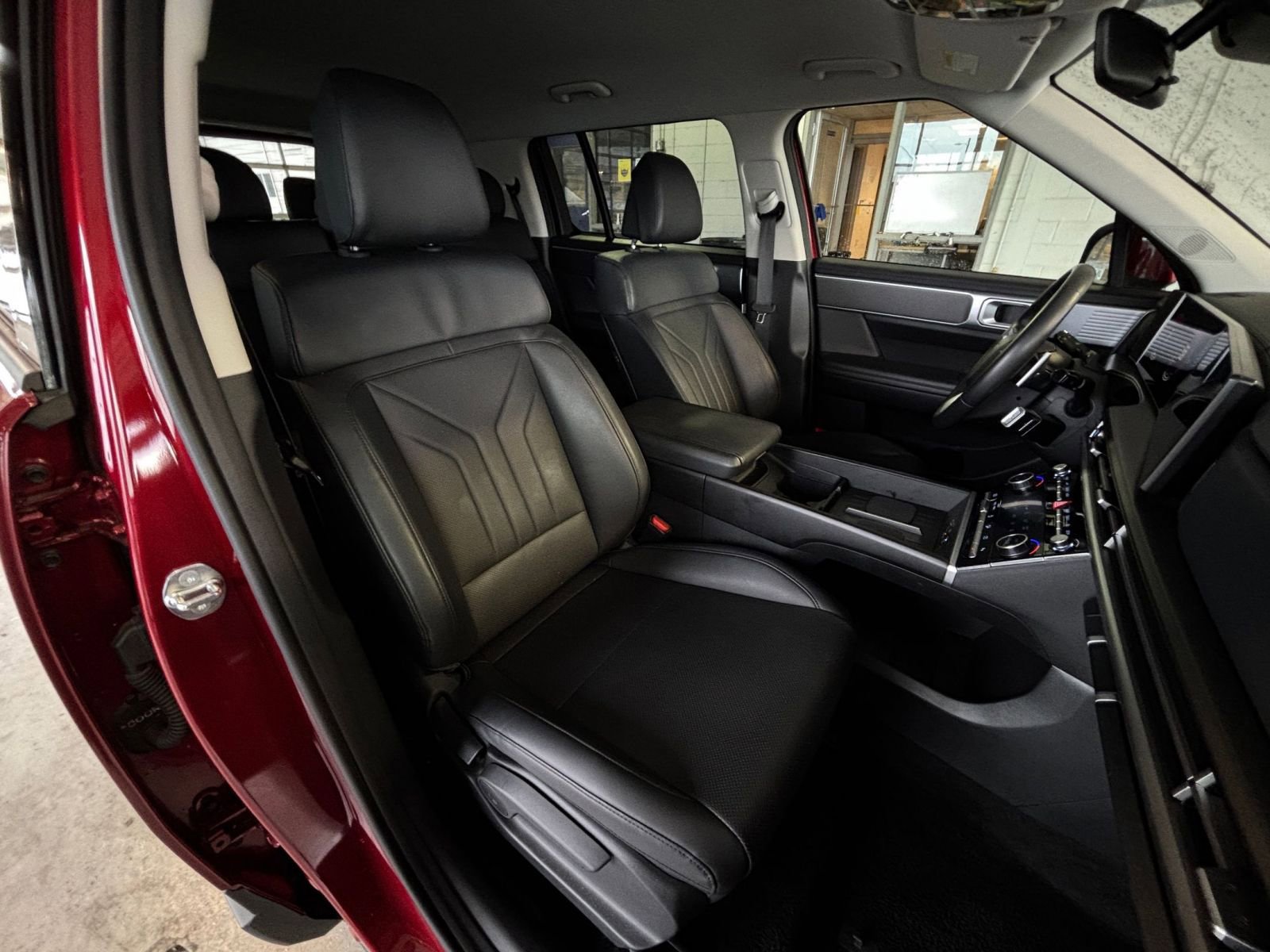 Used 2025 Hyundai Santa Fe SEL image 37