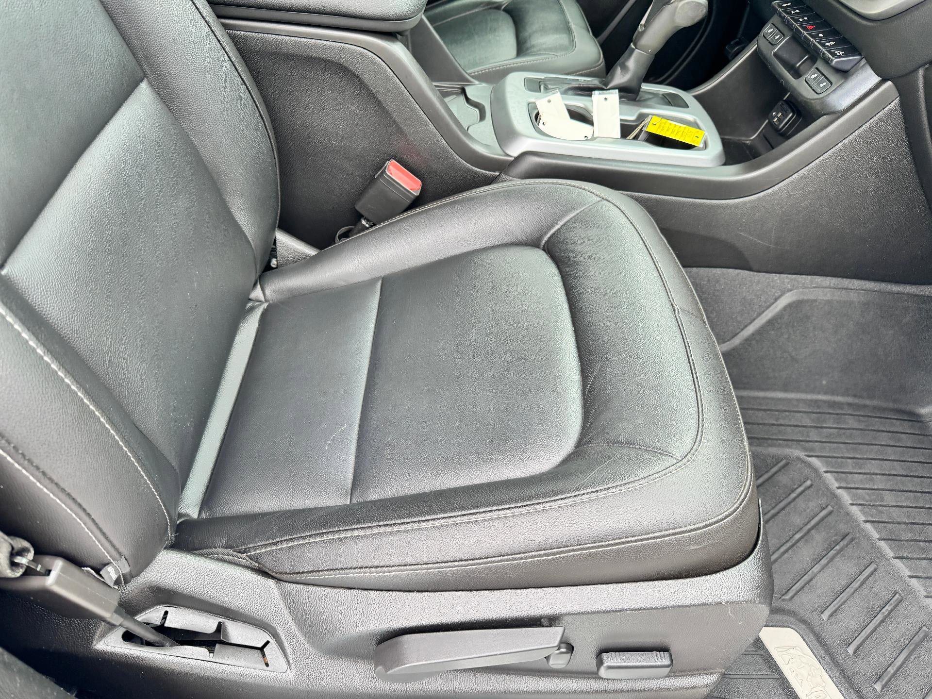 Used 2019 Chevrolet Colorado ZR2 w/ Colorado ZR2 Bison Edition AWD/4WD image 17