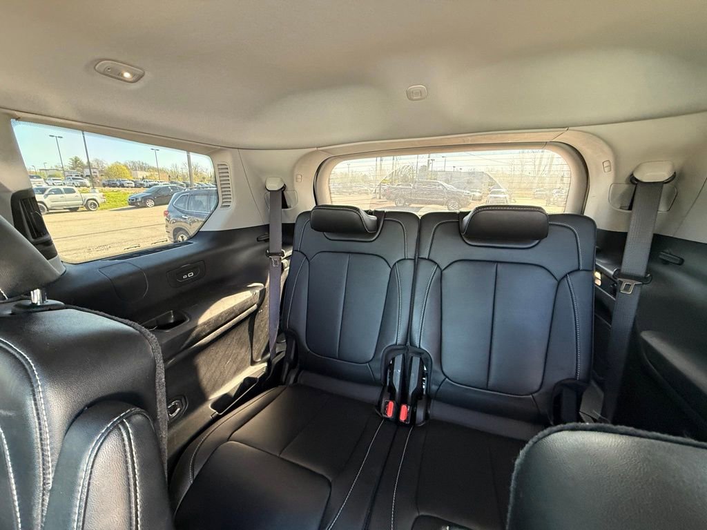 Used 2022 Jeep Grand Cherokee L Limited image 27