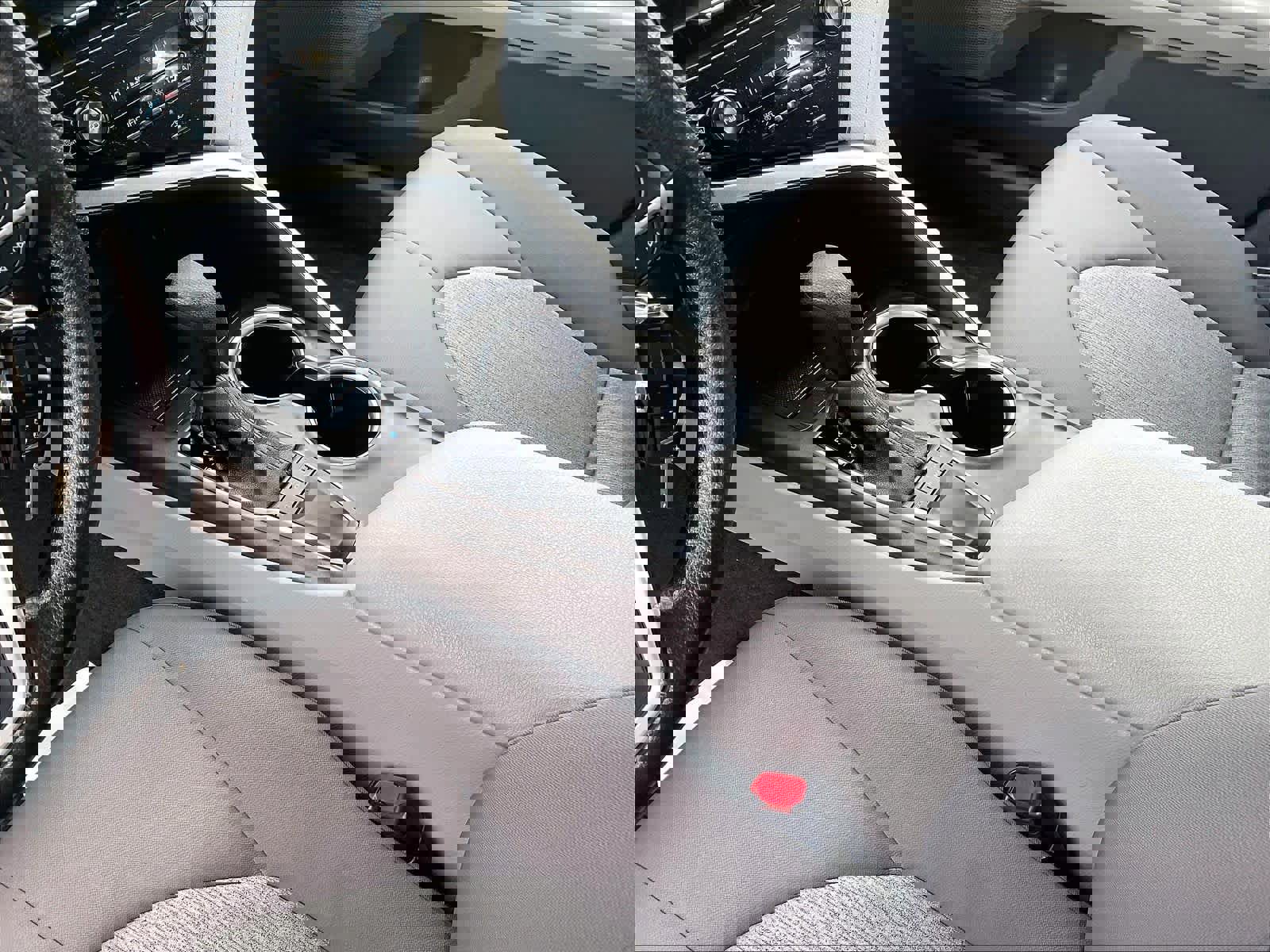 Used 2022 Toyota Camry LE image 20