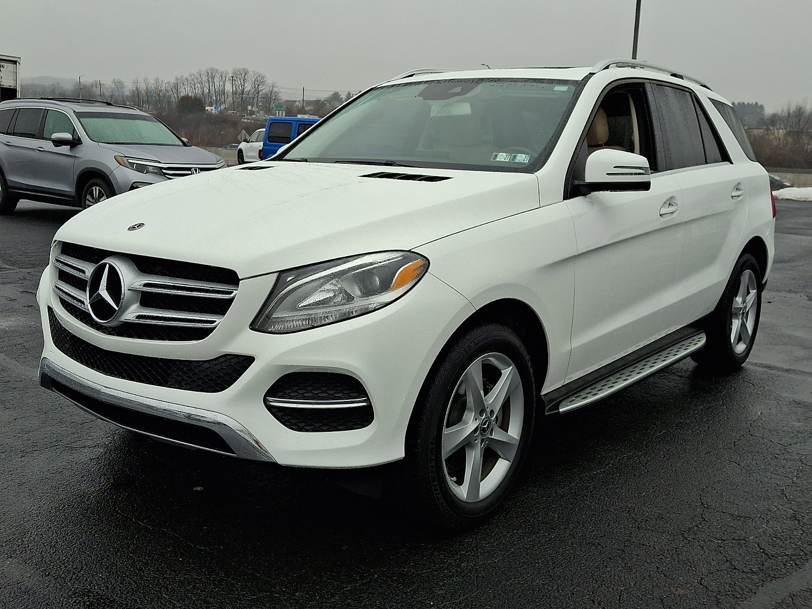 Used 2018 Mercedes-Benz GLE 350 image 3
