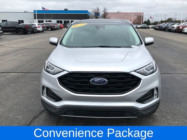 Used 2019 Ford Edge SEL w/ Equipment Group 201A image 2