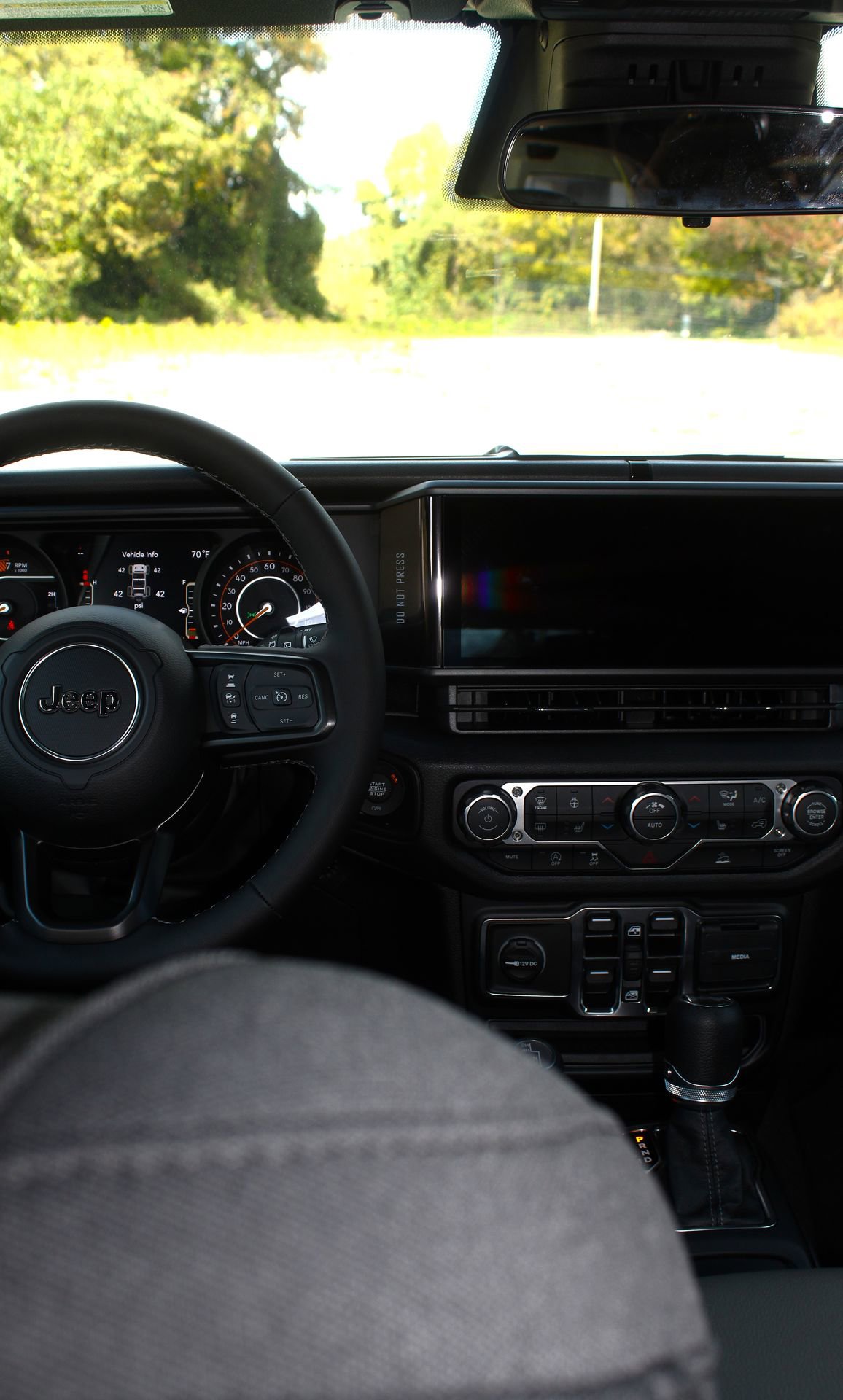 New 2026 Jeep Wrangler Unlimited Sport image 19