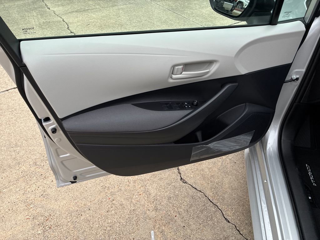 New 2026 Toyota Corolla LE image 12