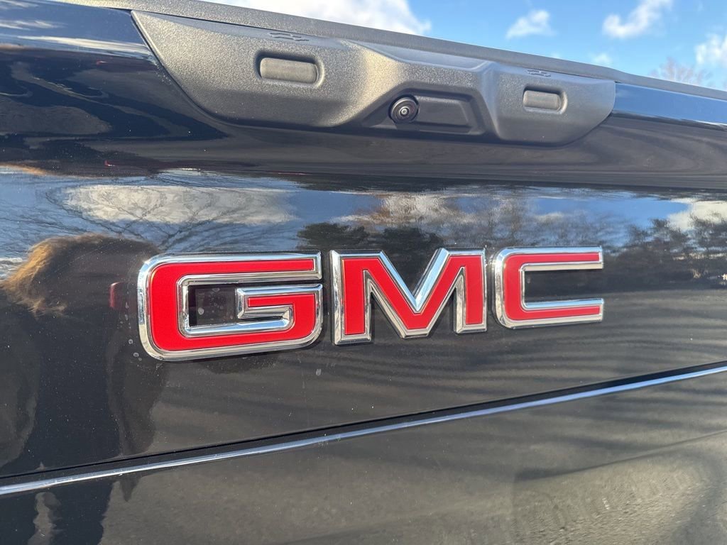 New 2026 GMC Sierra EV Elevation w/ LPO, Elevation Dark Package AWD/4WD image 58