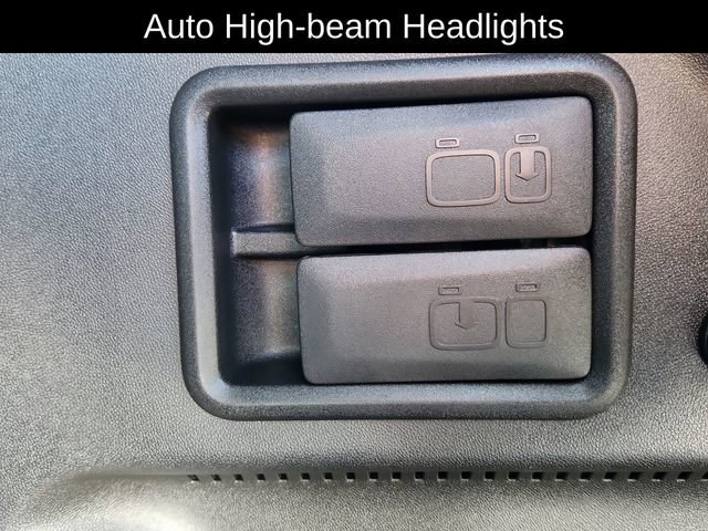 Used 2022 Chevrolet Equinox RS w/ RS Leather Package image 26