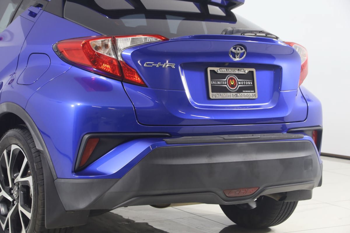 Used 2018 Toyota C-HR XLE FWD image 20