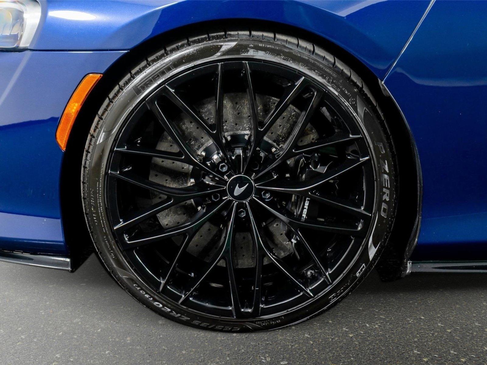 Used 2023 McLaren GT RWD image 20