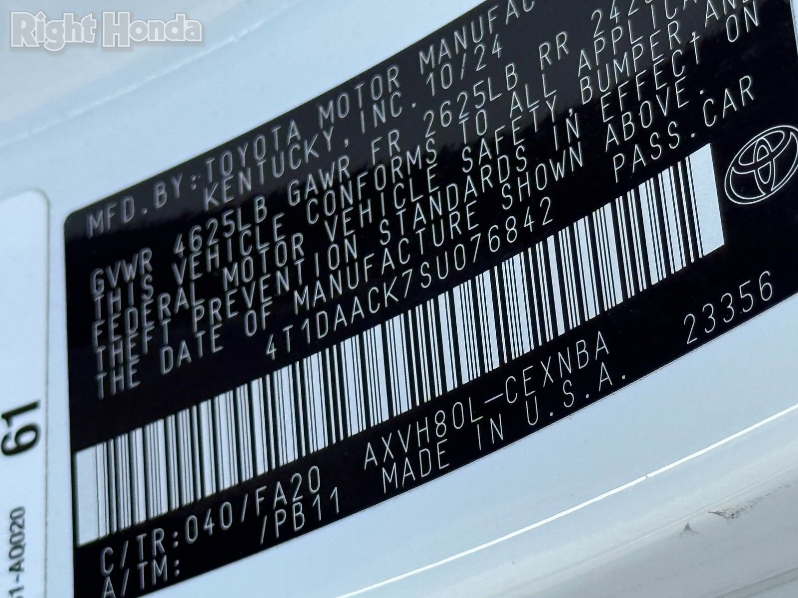 Used 2025 Toyota Camry LE image 35