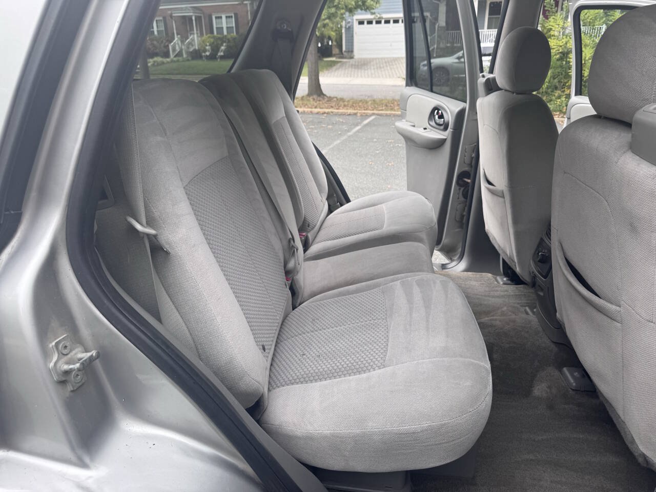 Used 2007 Chevrolet TrailBlazer LS w/ LS Preferred Equipment Group AWD/4WD image 12