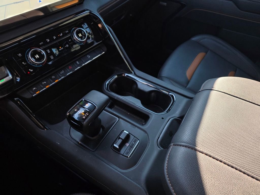 Used 2025 GMC Sierra 1500 AT4 w/ AT4 Premium Package image 19