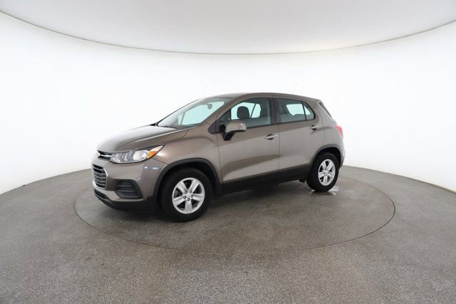 Used 2020 Chevrolet Trax LS image 3