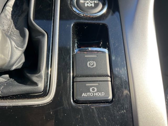 Used 2025 Mitsubishi Eclipse Cross SEL image 23