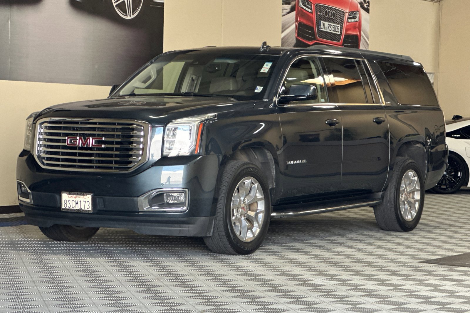 Used 2020 GMC Yukon XL SLT w/ Value Plus Edition image 8