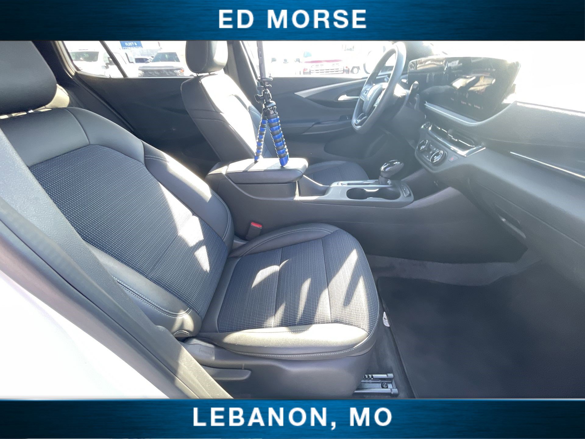 Used 2025 Buick Envista Preferred image 26