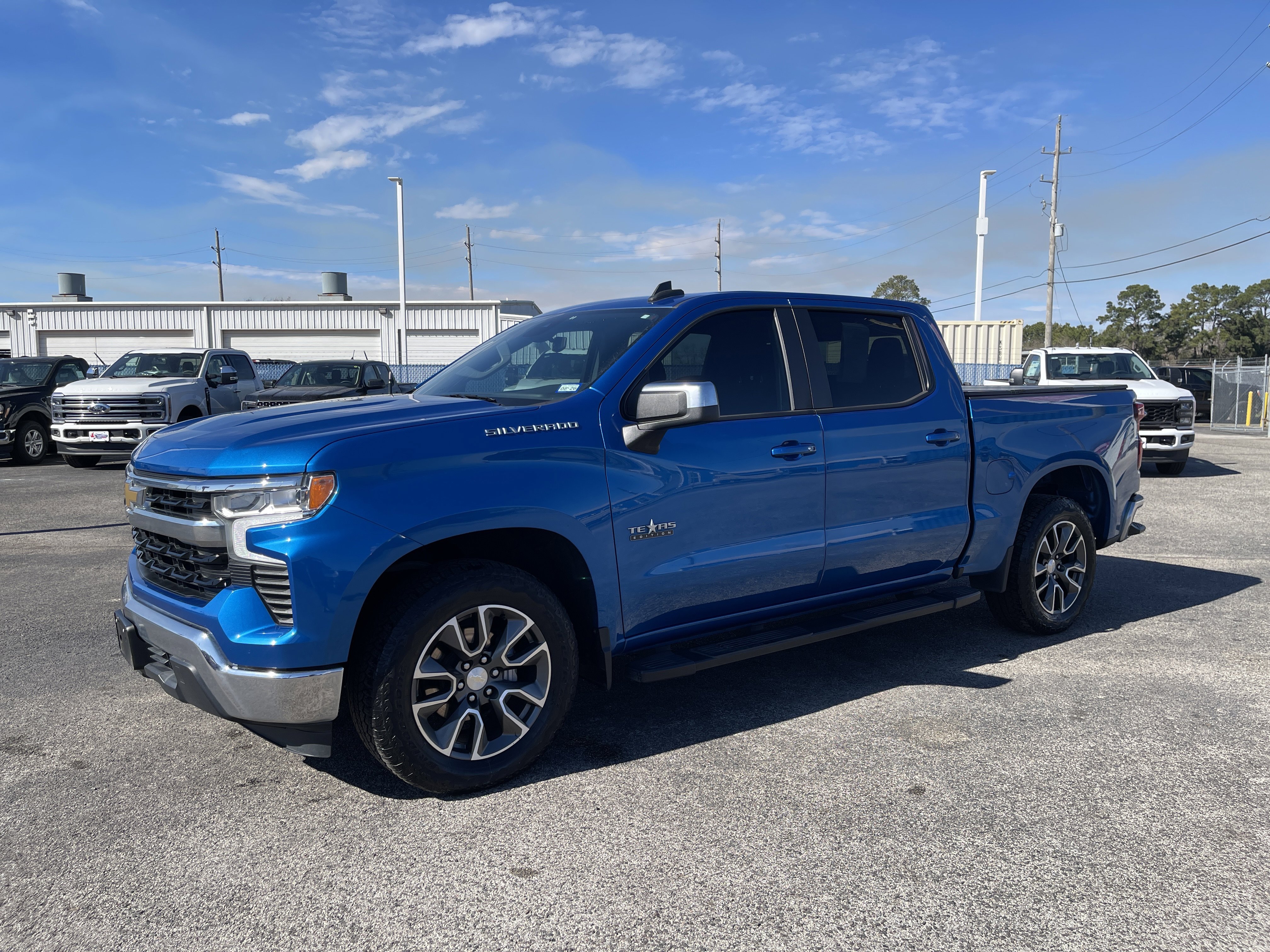 Used 2022 Chevrolet Silverado 1500 LT w/ Texas Edition Plus image 5