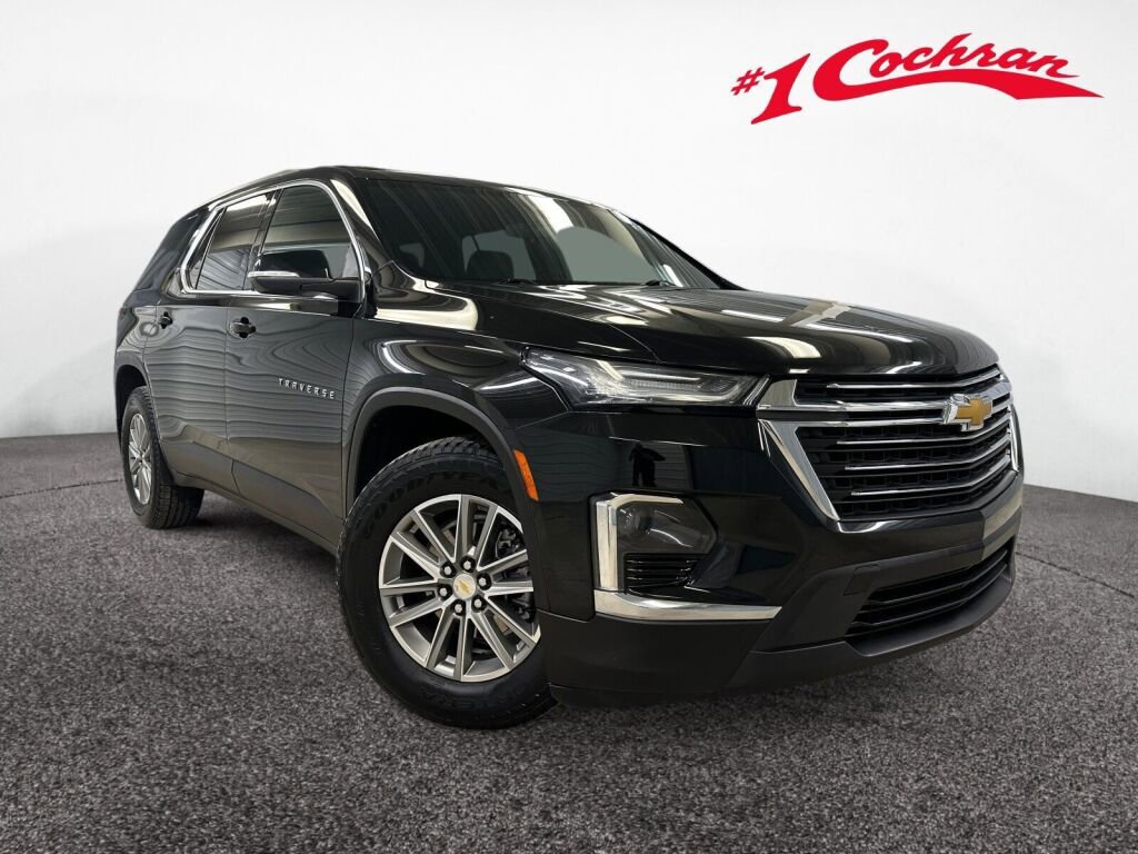 Certified 2023 Chevrolet Traverse LT image 1