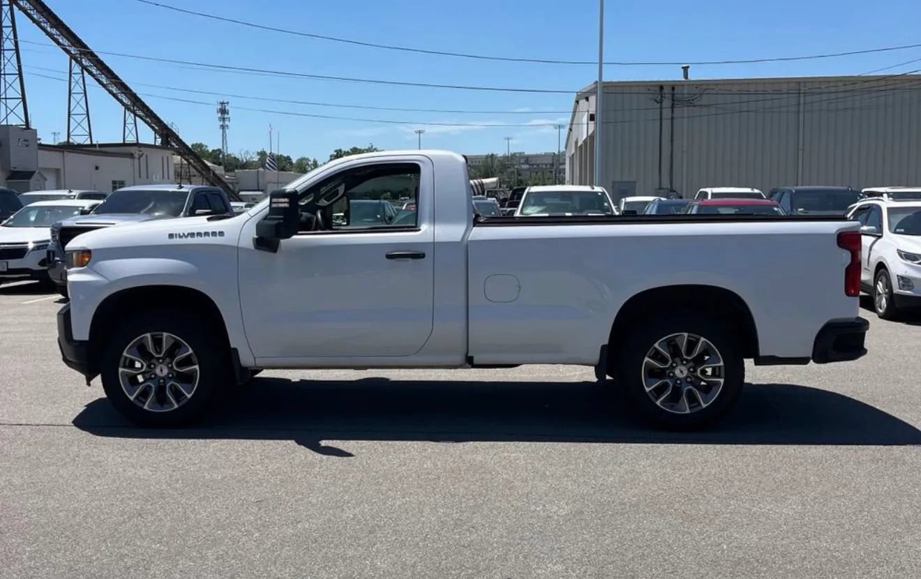 Used 2020 Chevrolet Silverado 1500 W/T w/ WT Convenience Package AWD/4WD image 2