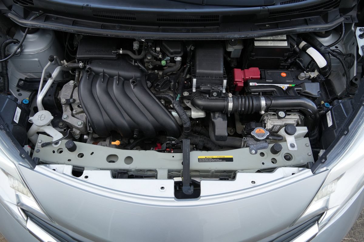 Used 2015 Nissan Versa Note SV FWD image 35
