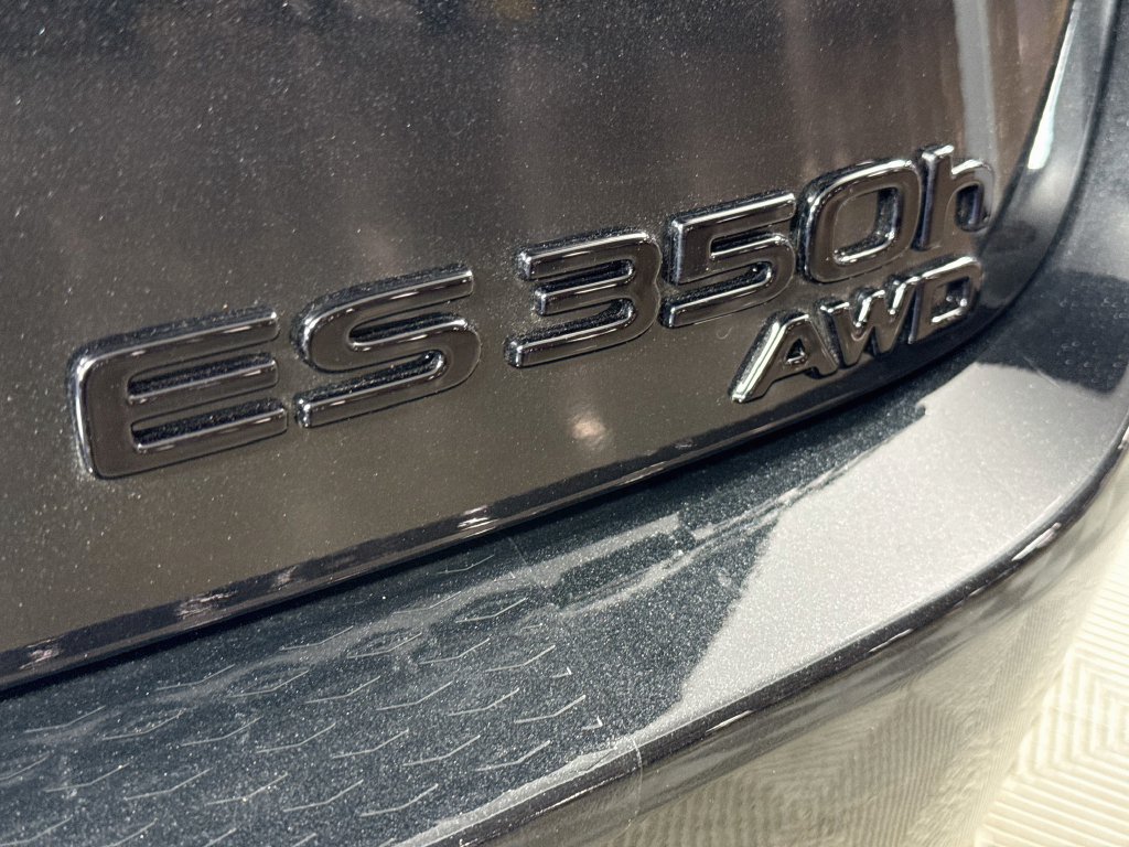 New 2026 Lexus ES 350h AWD w/ Accessory Package (K3) image 22