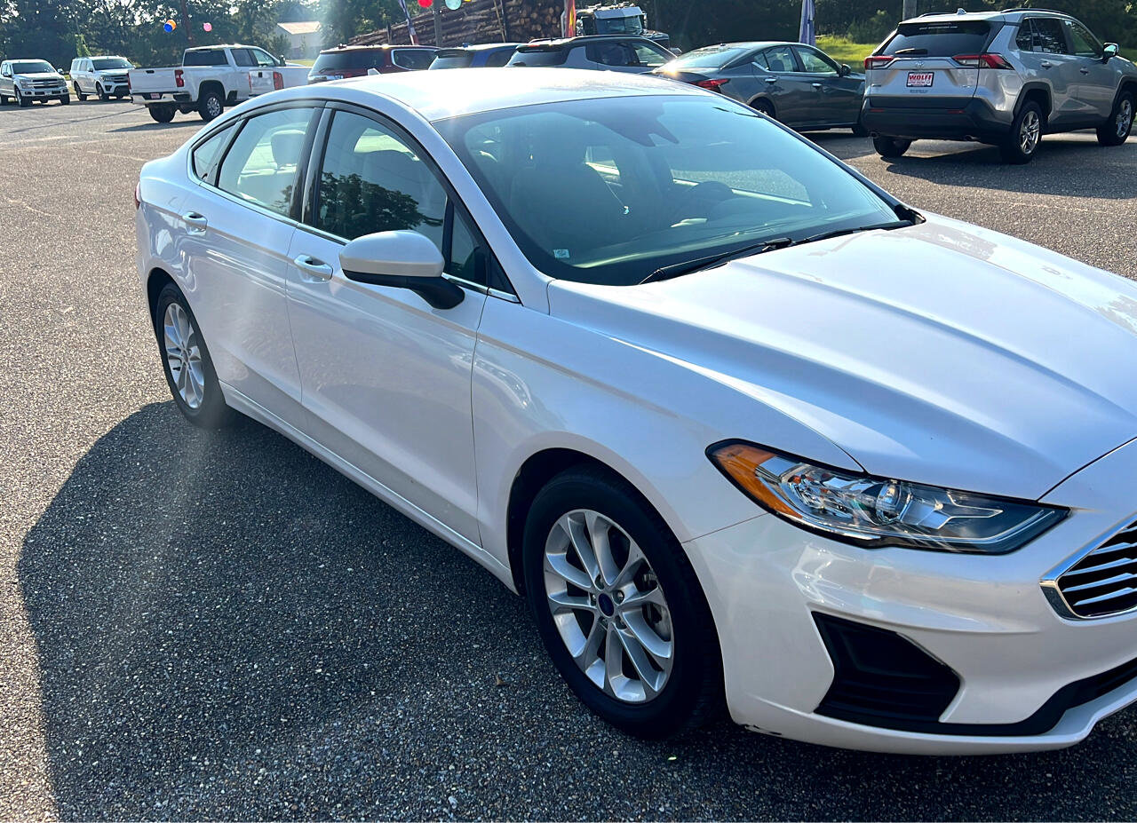 Used 2020 Ford Fusion SE image 4