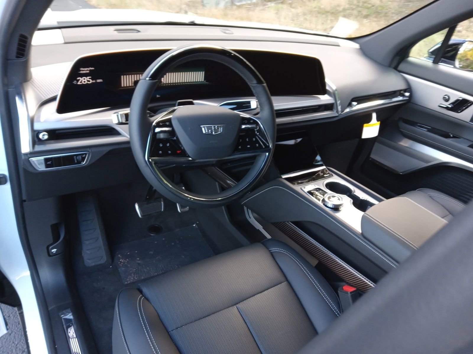 New 2026 Cadillac Vistiq Sport image 13