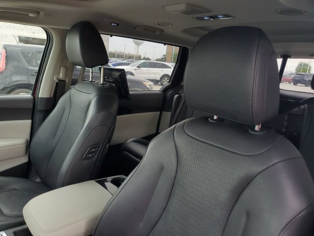 Certified 2024 Kia Carnival SX Prestige FWD image 18