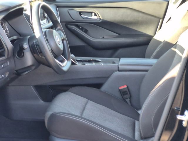 Used 2024 Nissan Rogue SV FWD image 14