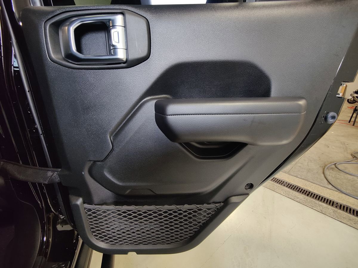 Used 2021 Jeep Gladiator Rubicon image 18