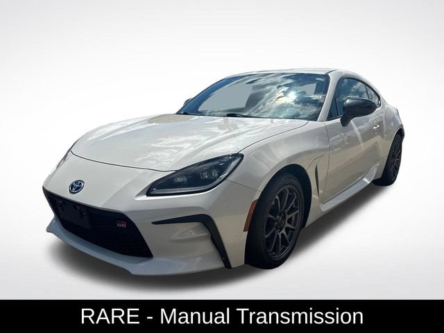 Used 2023 Toyota GR86 w/ ALL Weather Mat Package (TMS) RWD image 8