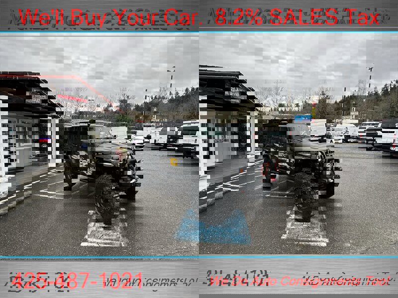 Used 2012 Jeep Wrangler Unlimited Rubicon w/ Connectivity Group image 3