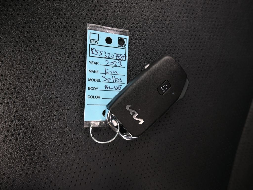 Used 2023 Kia Seltos SX image 15